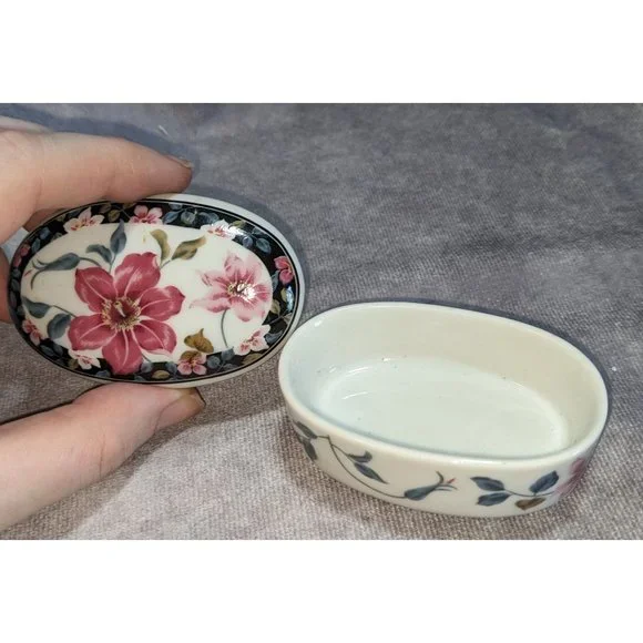 Supreme Otagiri Japanese Floral Trinket Box - Picture 2 of 11